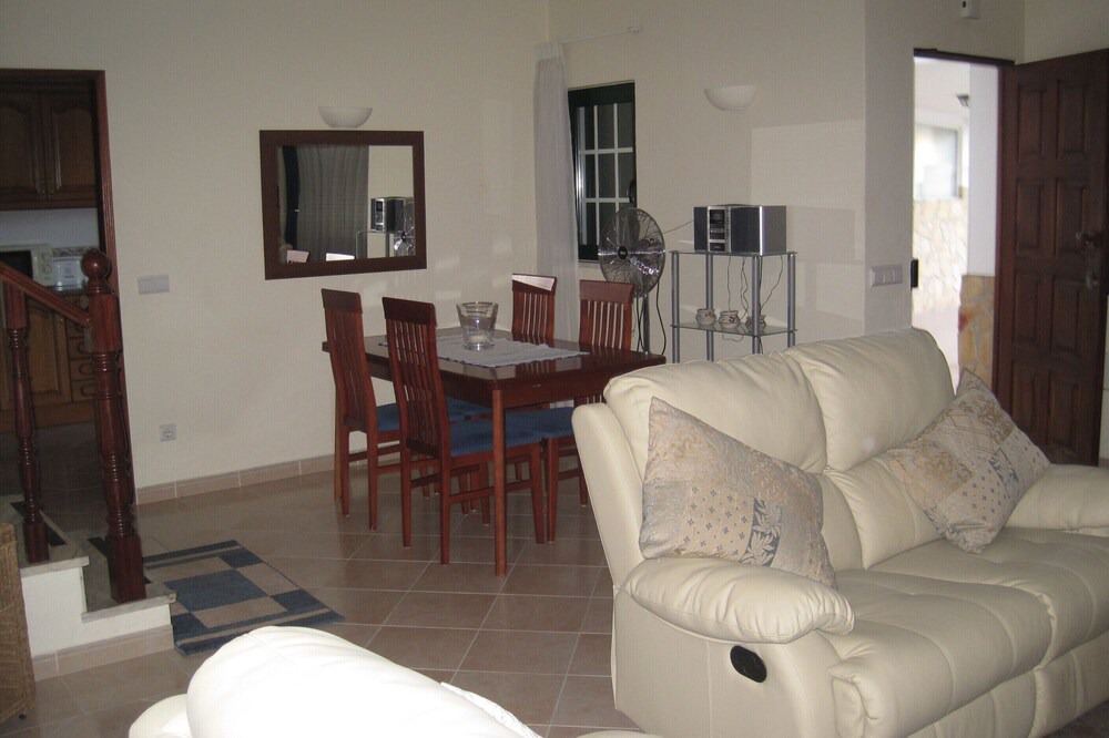 Photo of Livingroom in Alpouvar