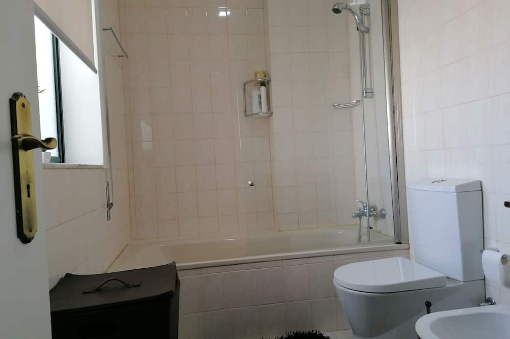 Photo of Bathroom in Marinhas