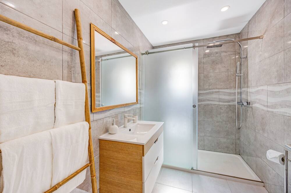 Photo of Bathroom in Carvoeiro