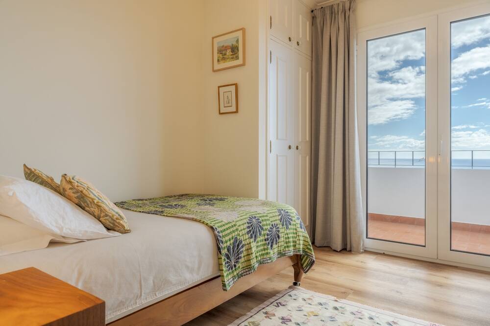 Photo of Bedroom in Sao Martinho