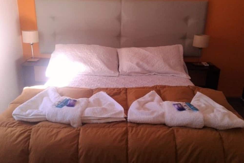 Photo of Bedroom in Tomar