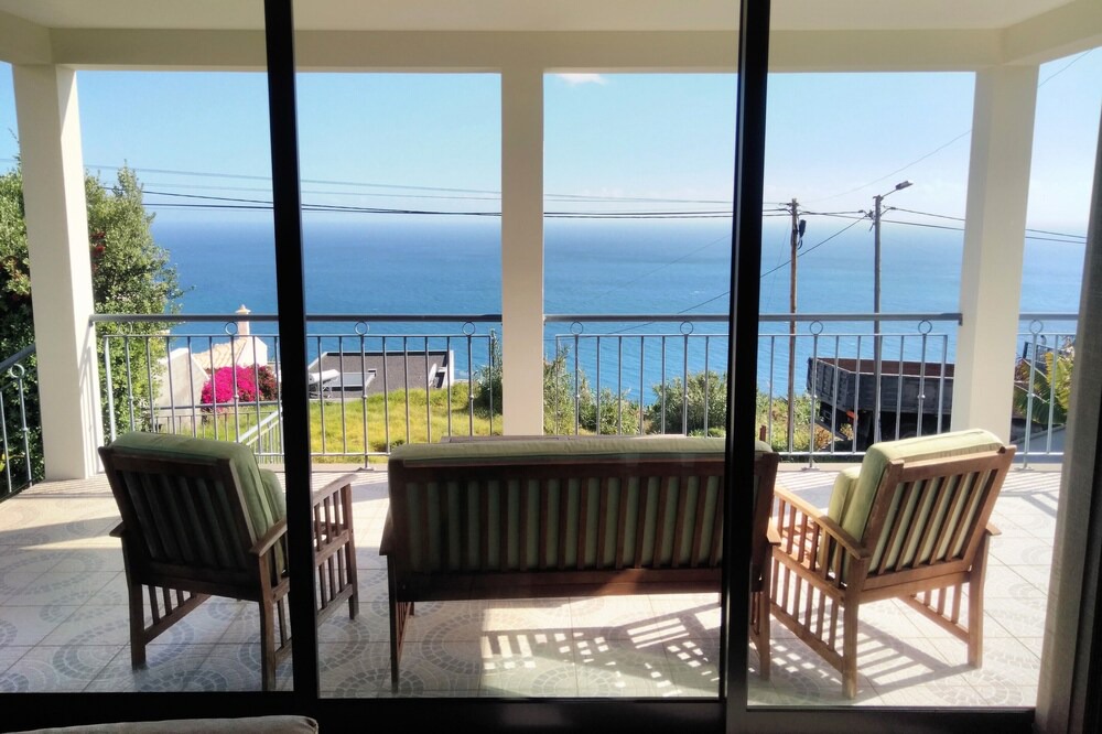 Photo of Patio Balcony in Tabua
