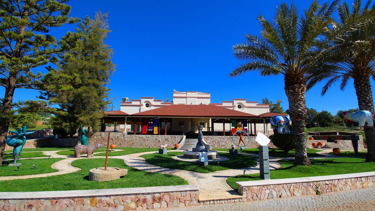 Photo of Outdoor in Estombar