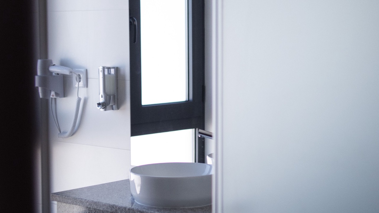 Photo of Bathroom in Costa de Caparica