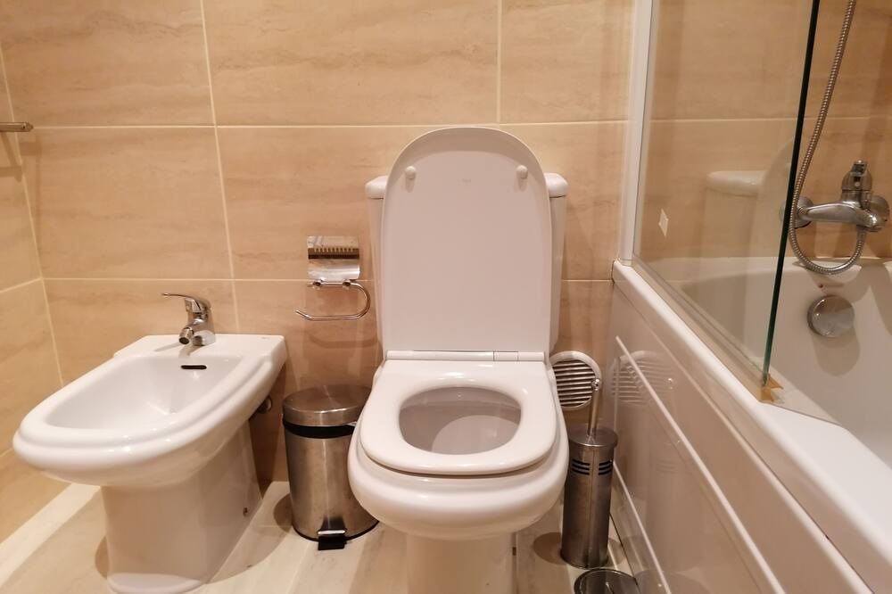Photo of Bathroom in Marinhas