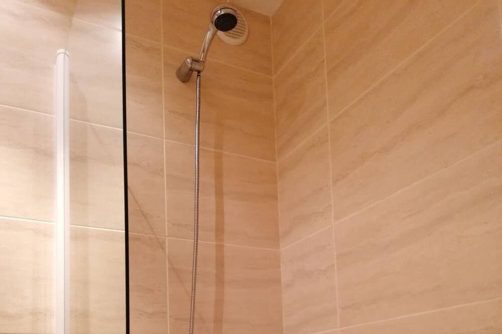 Photo of Bathroom in Marinhas