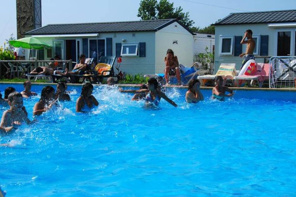 Photo of Outdoor in Burinhosa
