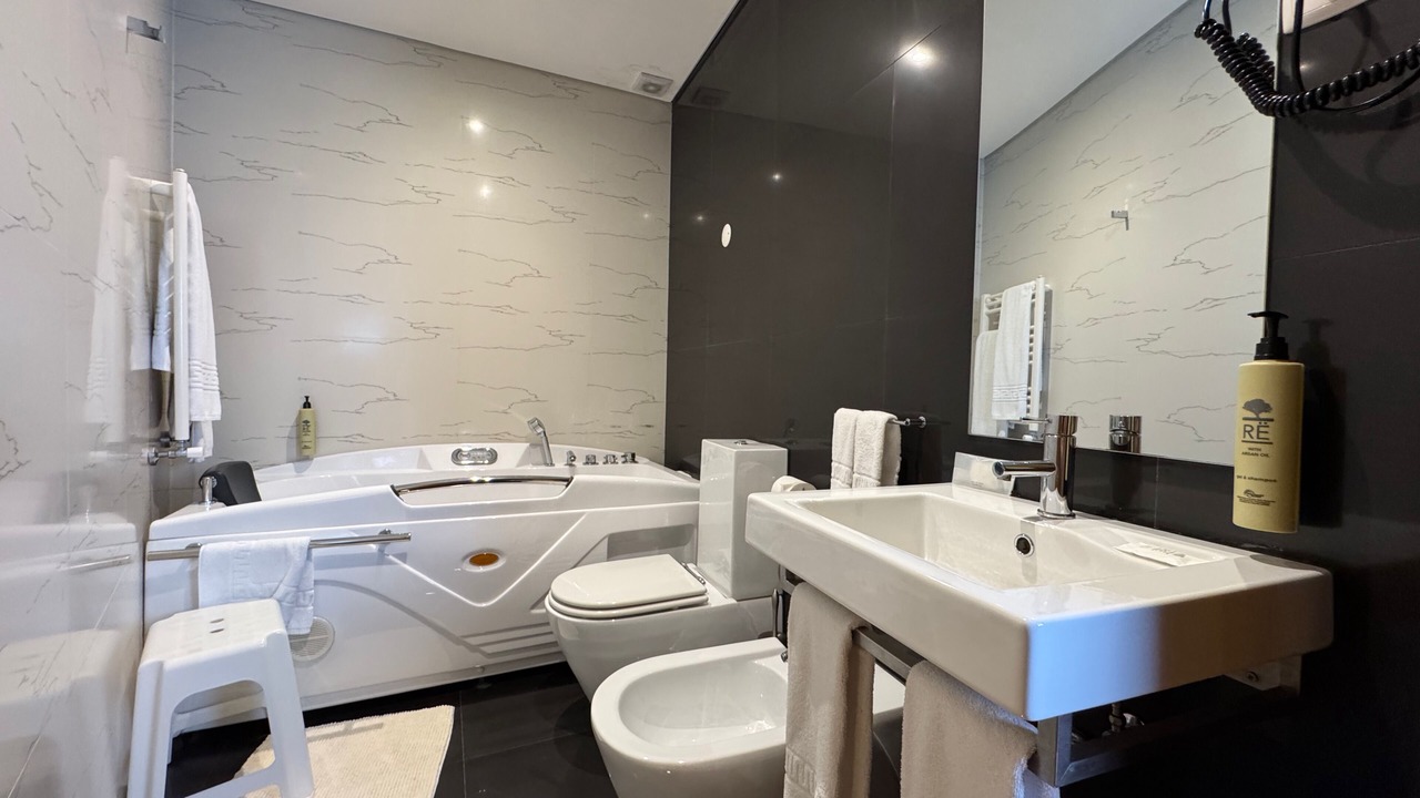 Photo of Bathroom in Penso