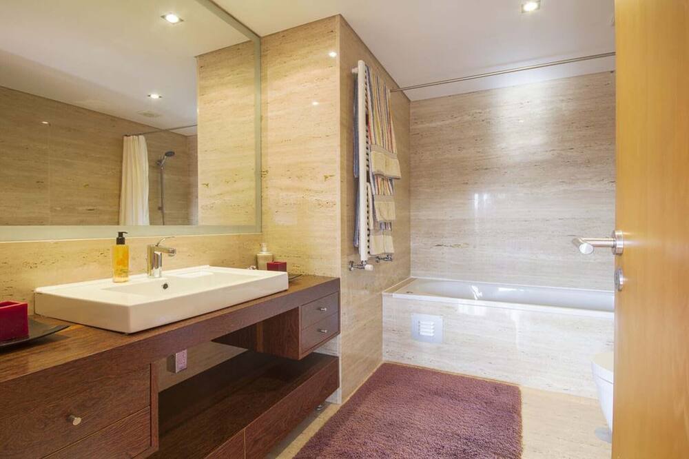 Photo of Bathroom in Fao