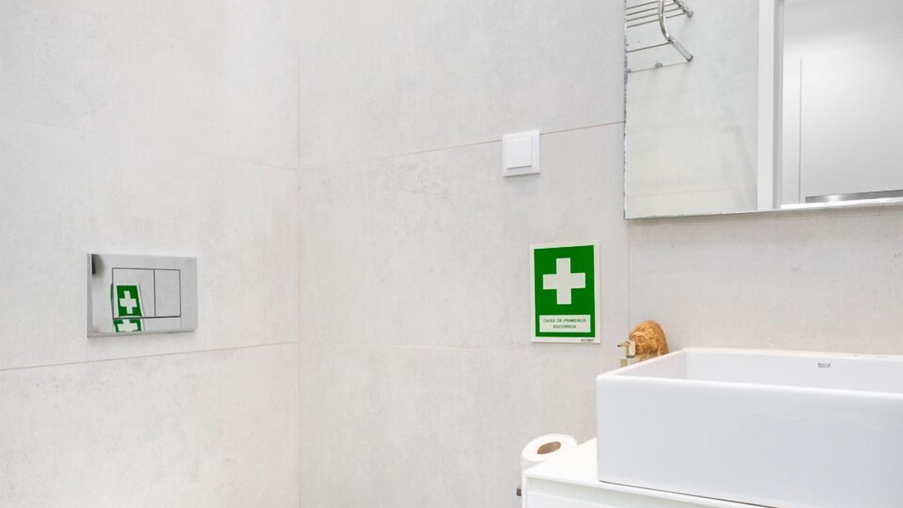 Photo of Bathroom in Baixa
