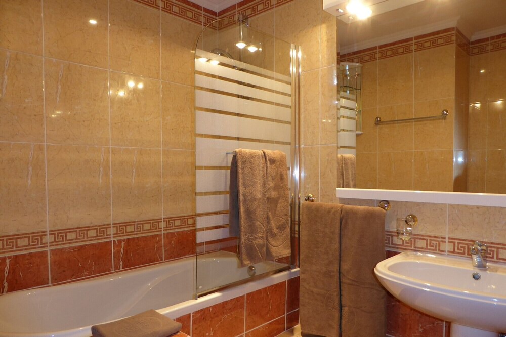 Photo of Bathroom in Encosta das Oliveiras