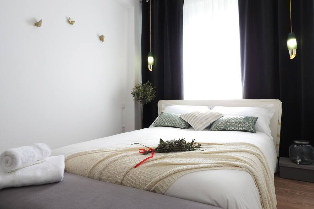 Photo of Bedroom in Olivais