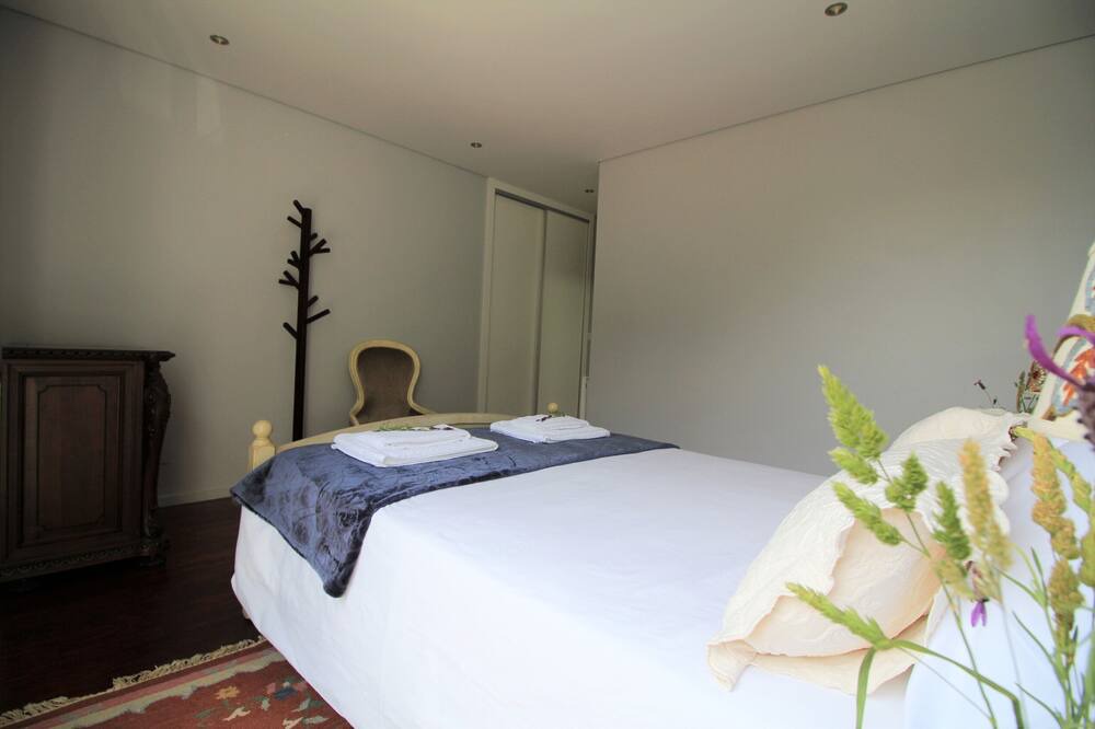 Photo of Bedroom in Fornelos