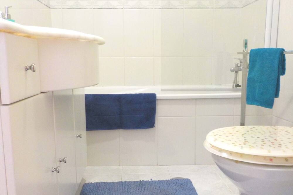 Photo of Bathroom in Leiria