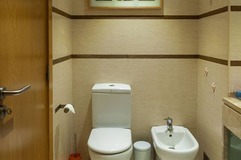 Photo of Bathroom in Parque das Nacoes