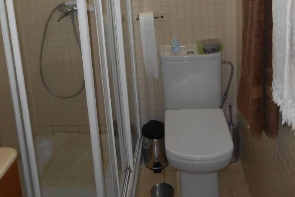 Photo of Bathroom in Ofir