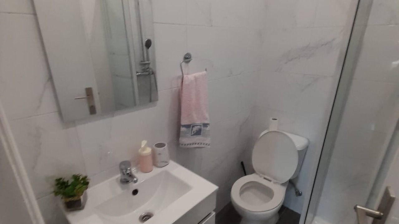Photo of Bathroom in Povoa de Santa Iria e Forte da Casa