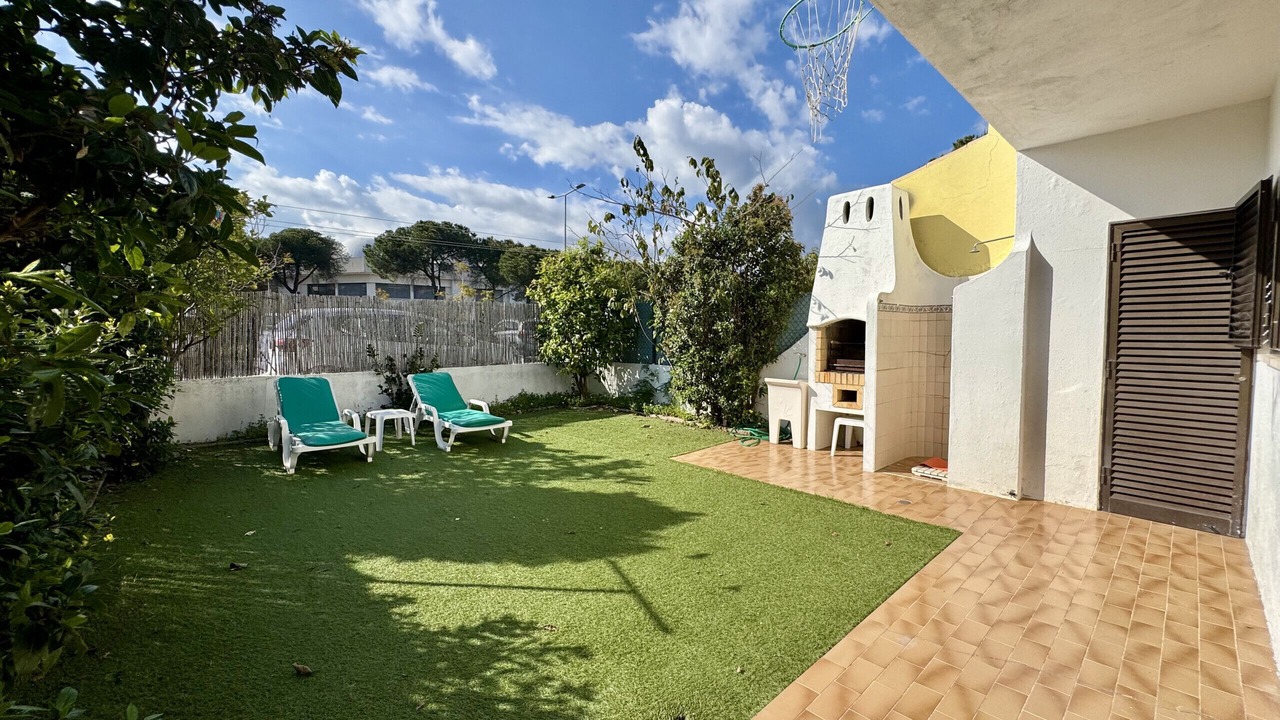 Photo of Outdoor in Gambelas