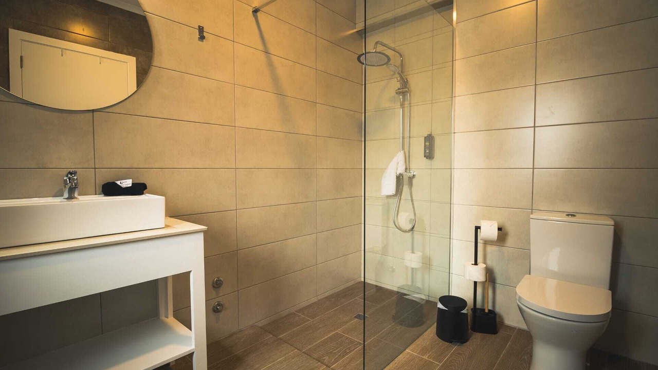 Photo of Bathroom in Capelas