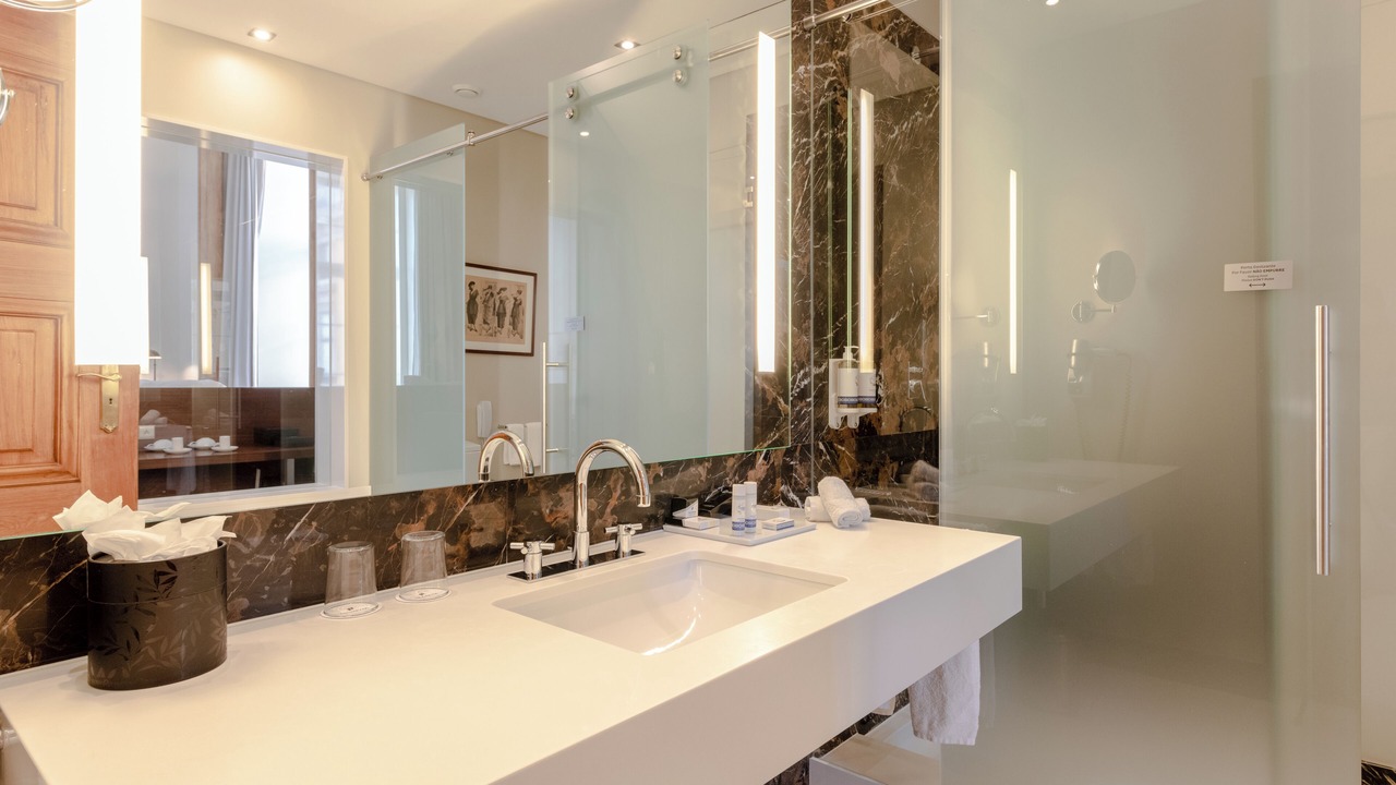 Photo of Bathroom in Chiado