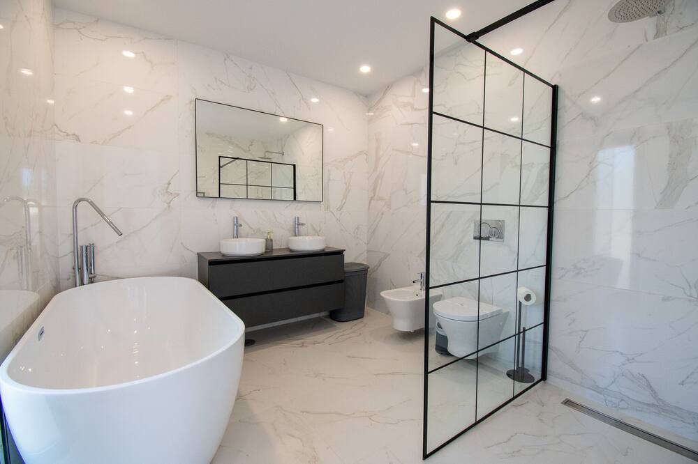 Photo of Bathroom in Vale de Covo