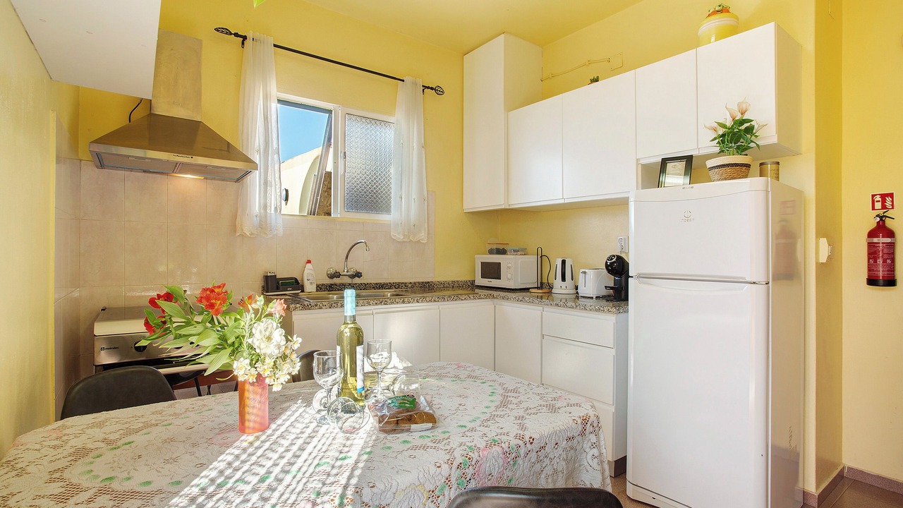 Photo of Kitchen in Faja da Ovelha