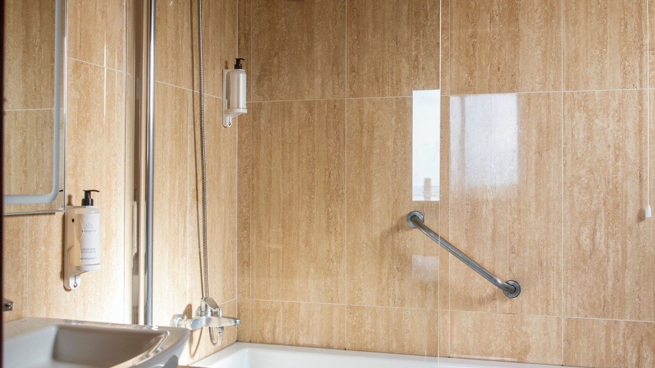 Photo of Bathroom in Praia das Macas