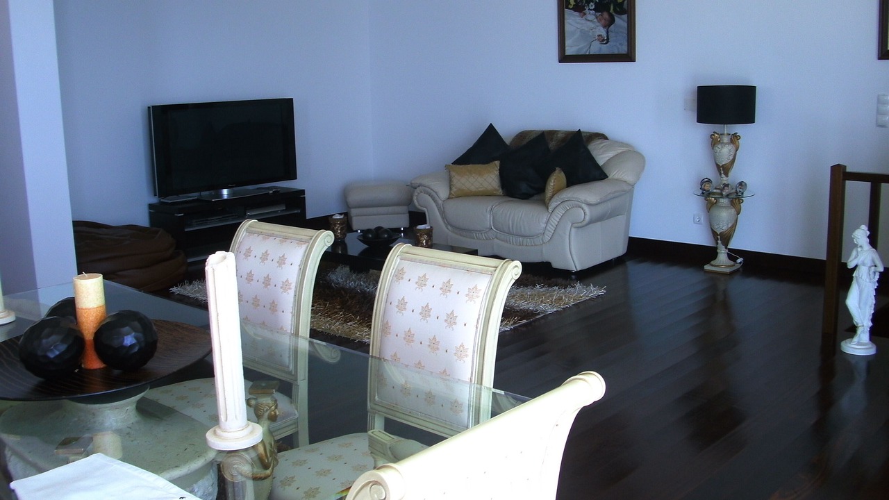 Photo of Livingroom in Garajau