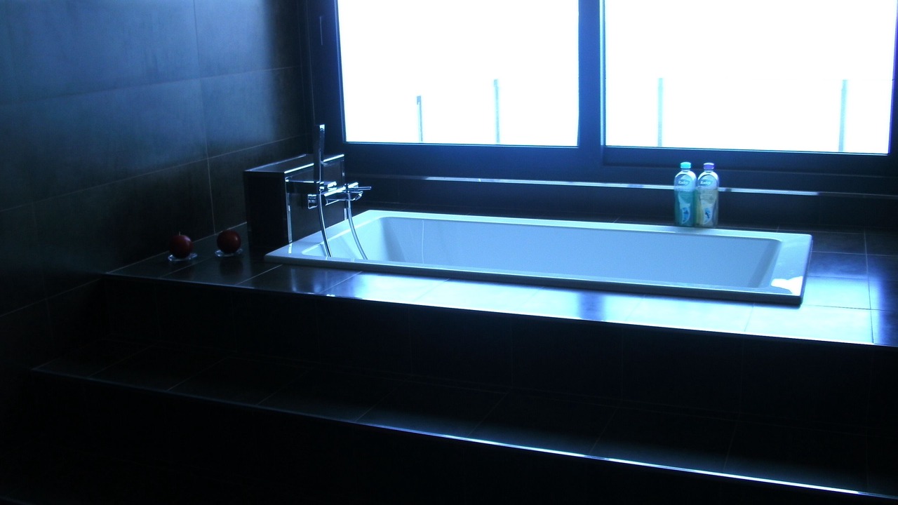 Photo of Bathroom in Garajau