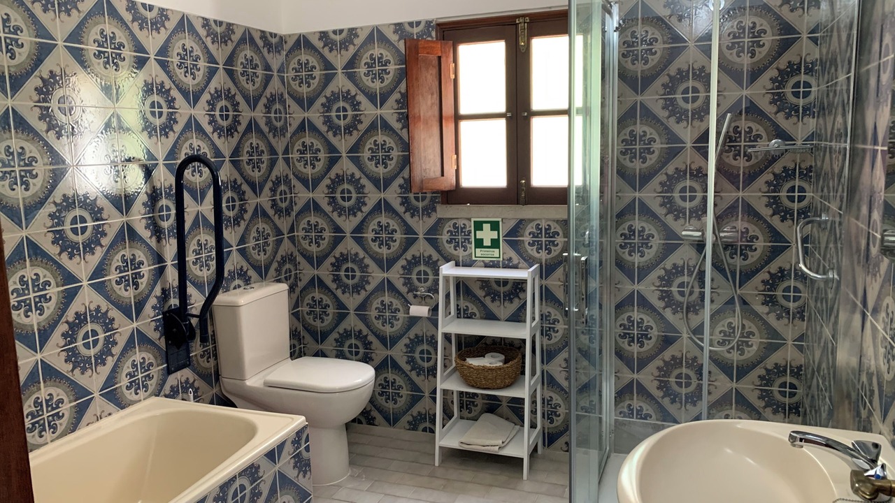 Photo of Bathroom in Sao Bras de Alportel