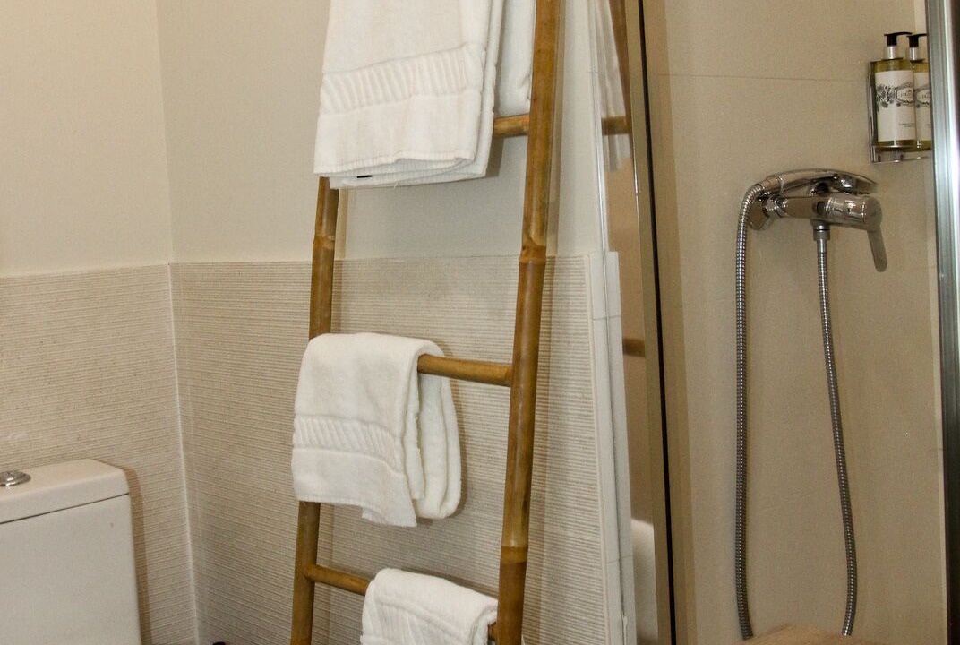 Photo of Bathroom in Paranhos