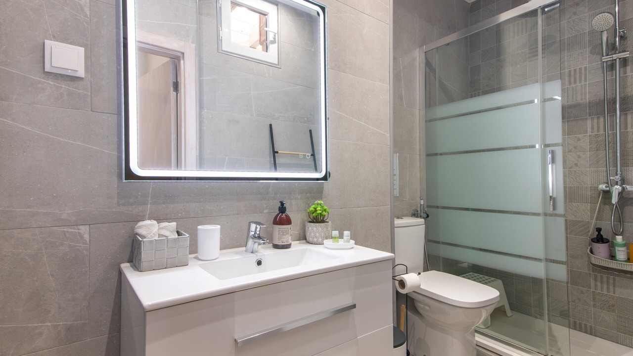 Photo of Bathroom in Faro City Centre