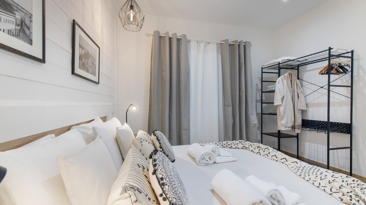 Photo of Bedroom in Faro City Centre