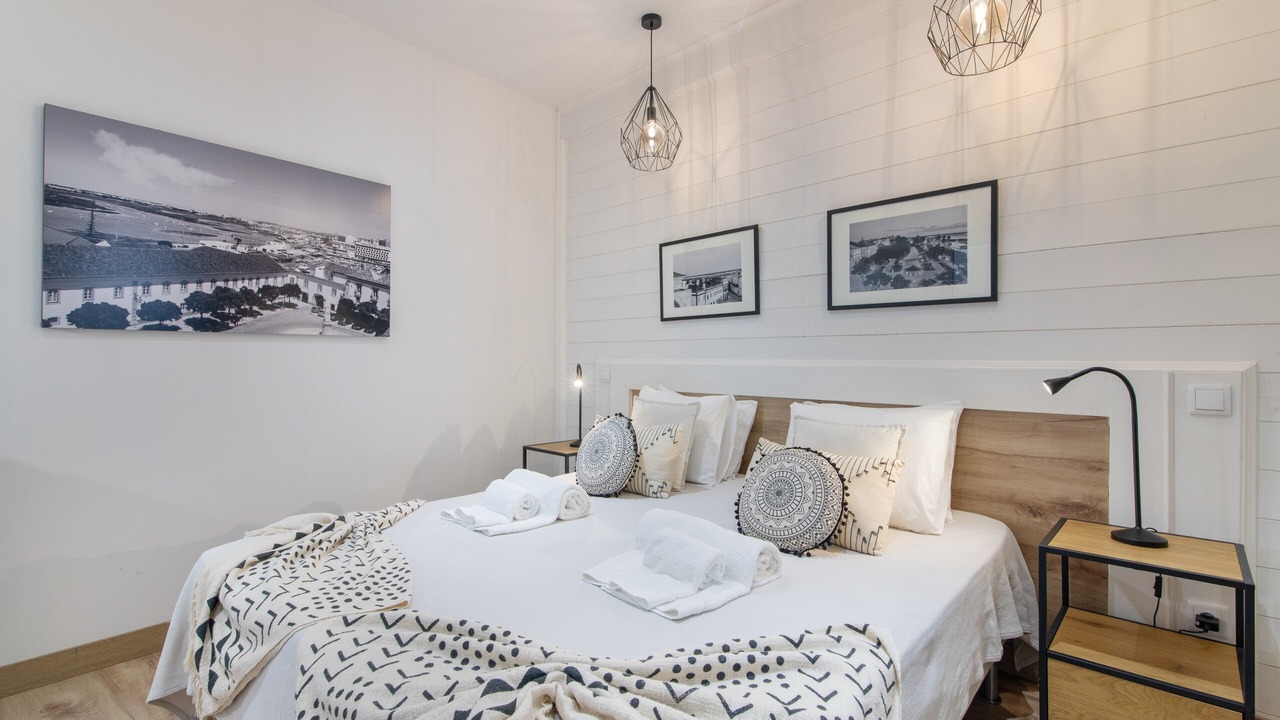 Photo of Bedroom in Faro City Centre