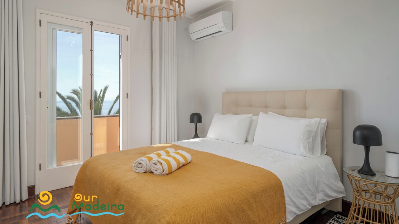 Photo of Bedroom in Garajau