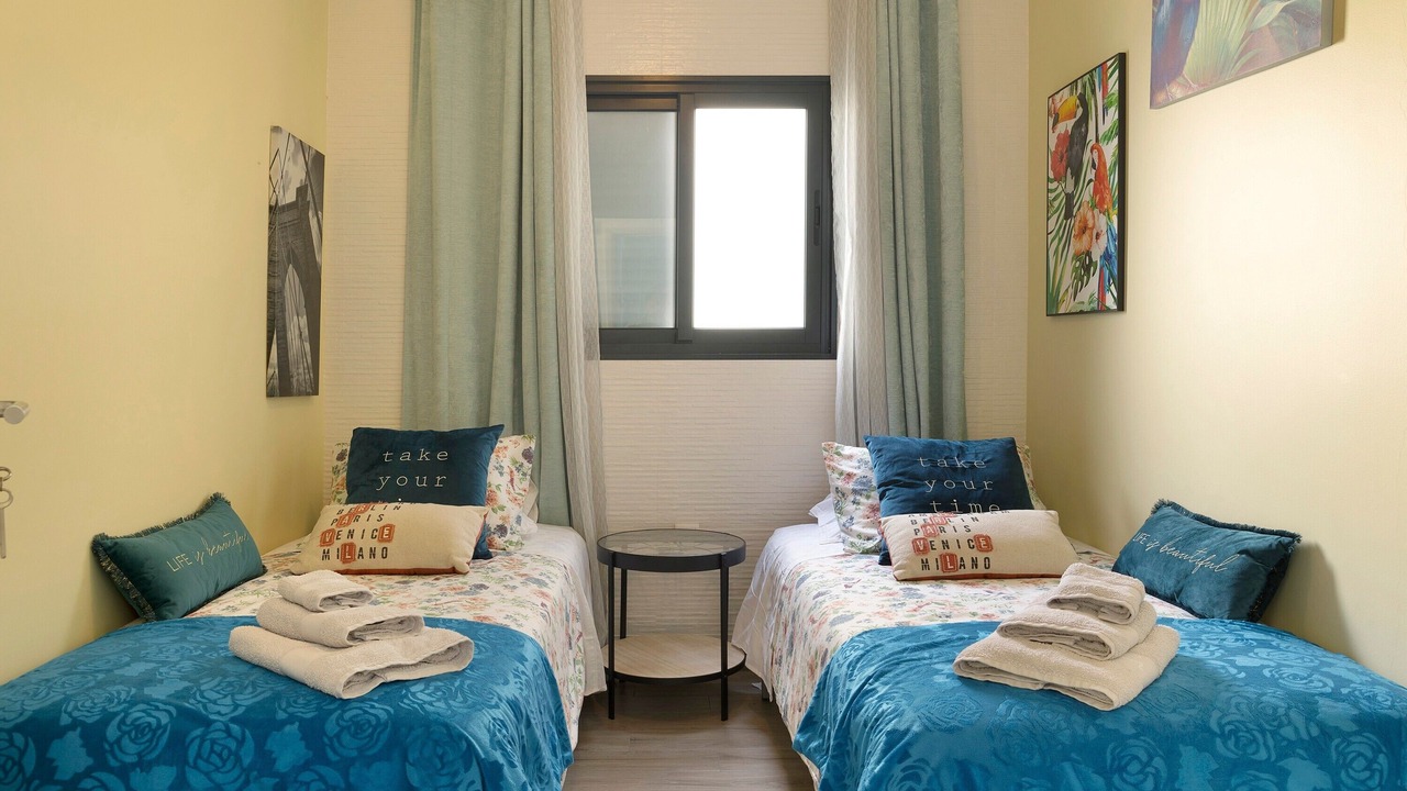 Photo of Bedroom in Canico