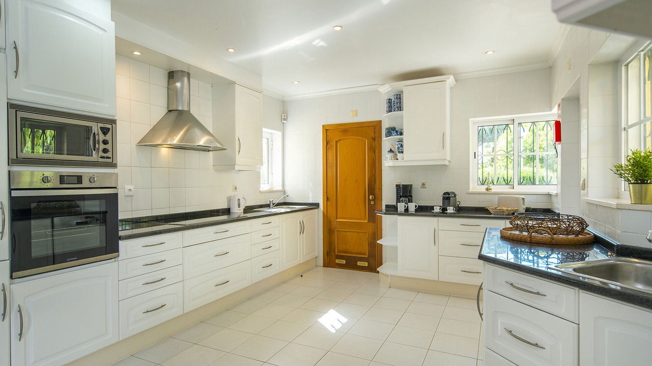 Photo of Kitchen in Almancil