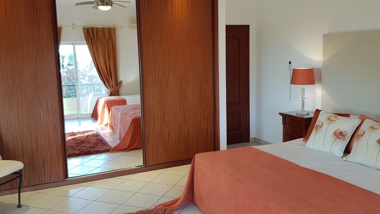 Photo of Bedroom in Quarteira