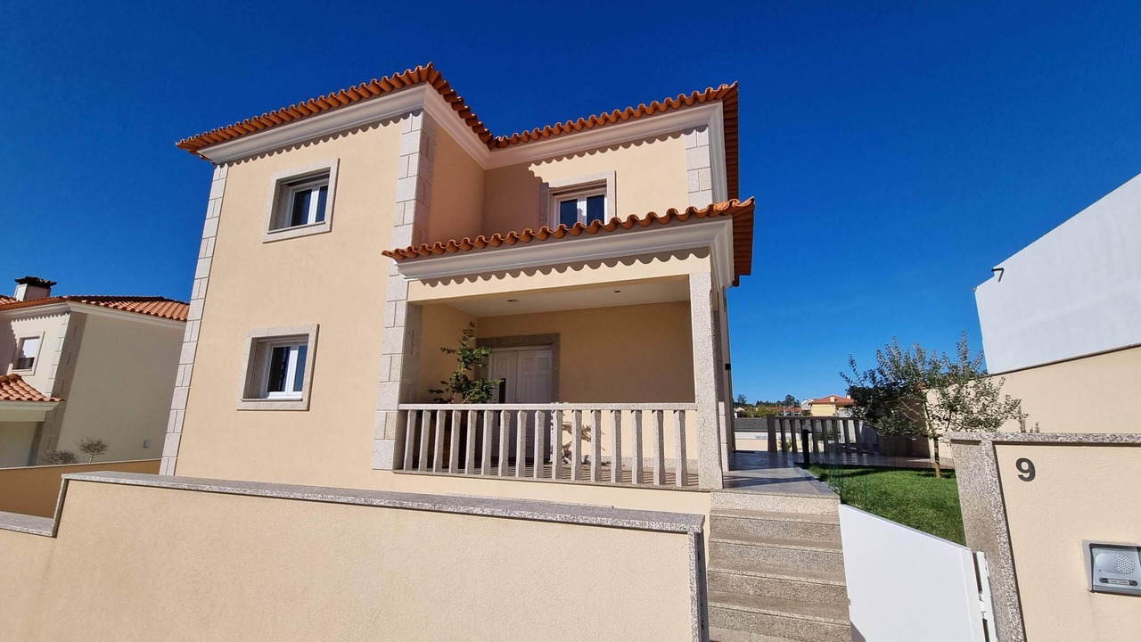 Photo of Outdoor in Portela