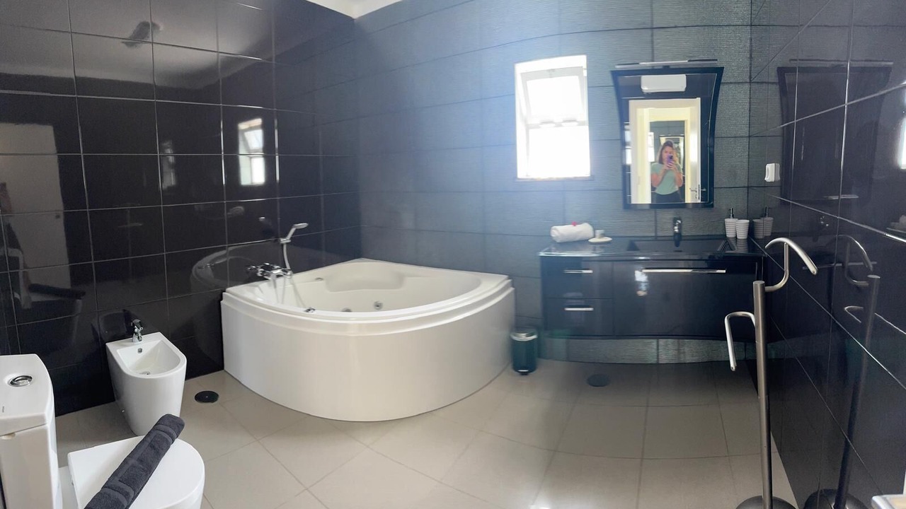 Photo of Bathroom in Belmonte