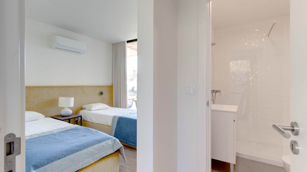 Photo of Bedroom in Alquerubim