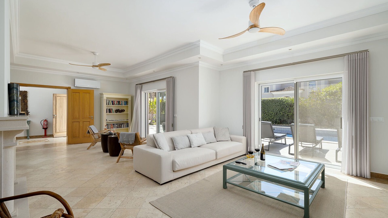 Photo of Livingroom in Vale do Garrao