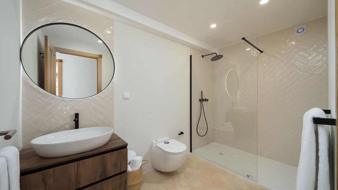 Photo of Bathroom in Vale do Garrao