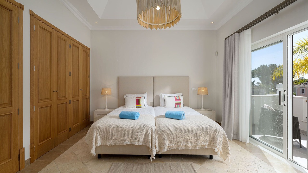 Photo of Bedroom in Vale do Garrao