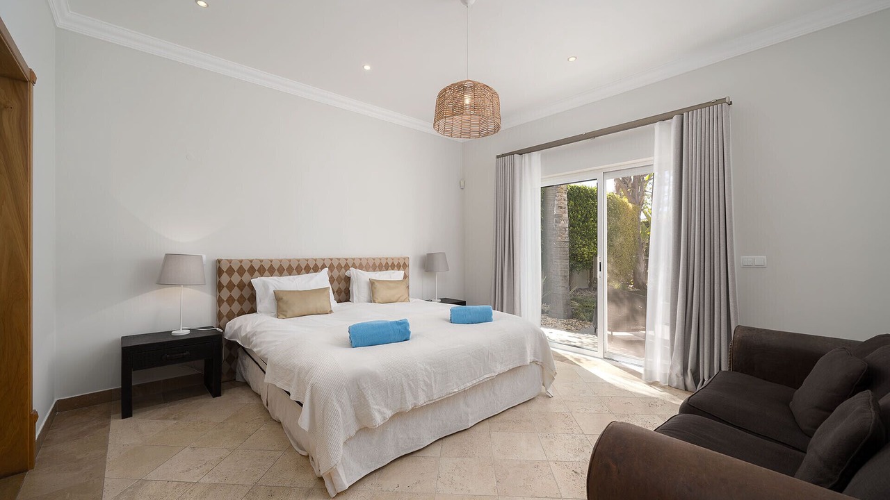 Photo of Bedroom in Vale do Garrao