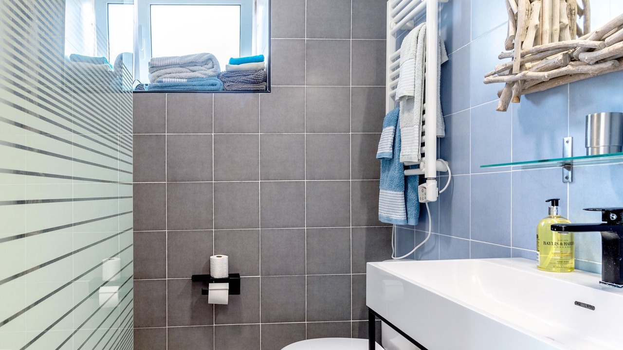 Photo of Bathroom in Caminha