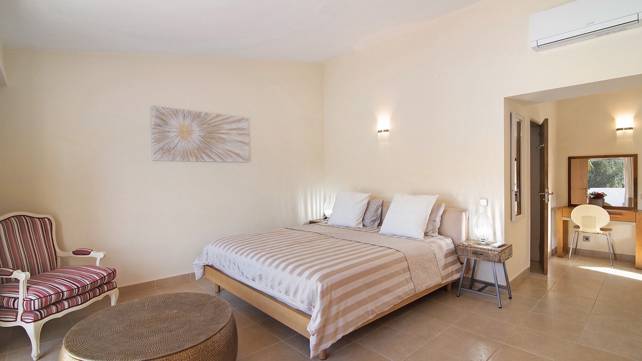 Photo of Bedroom in Vale do Lobo