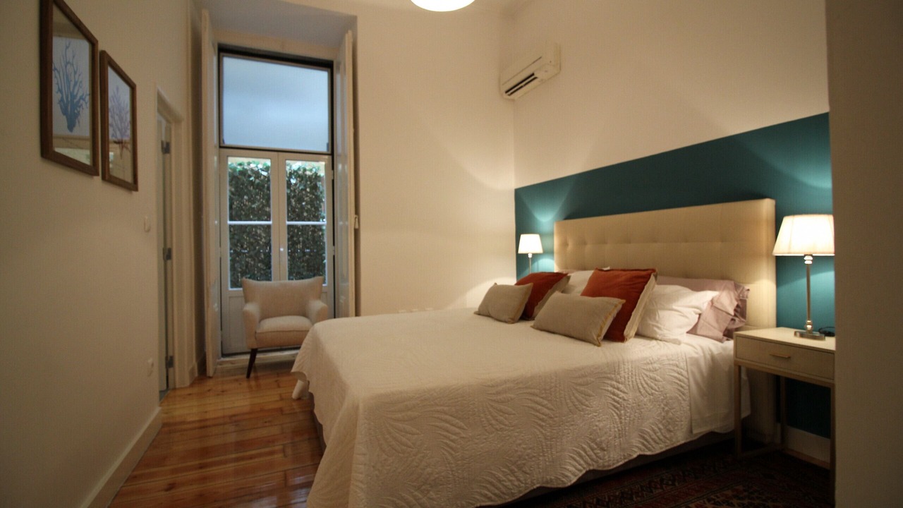 Photo of Bedroom in Baixa