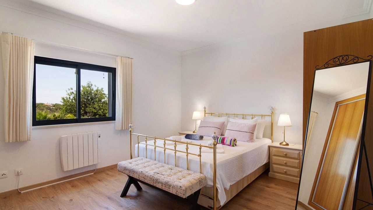Photo of Bedroom in Vale Formoso