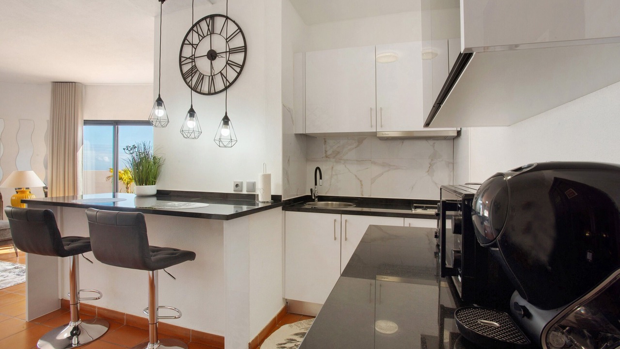 Photo of Kitchen in Garajau